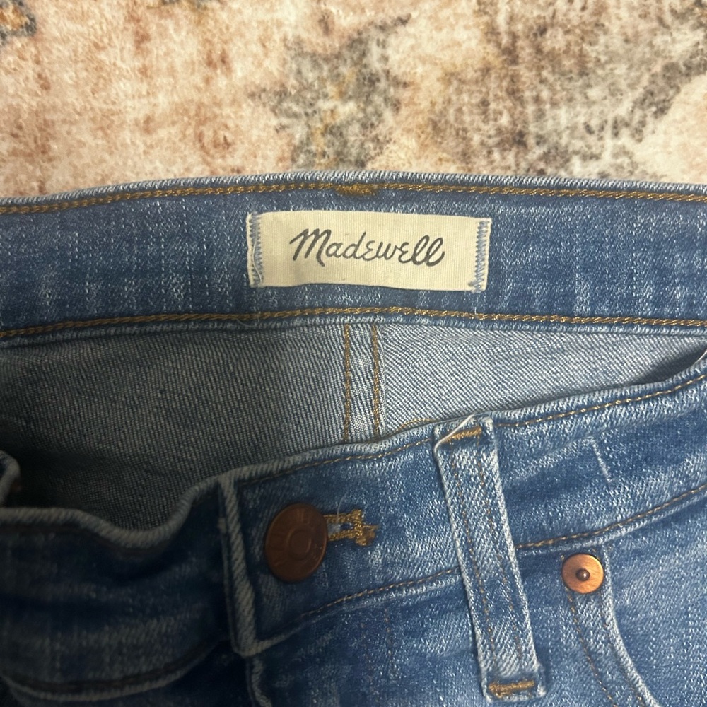 Madewell Cropped Light Wash Blue Denim Jeans - Picture 2 of 4